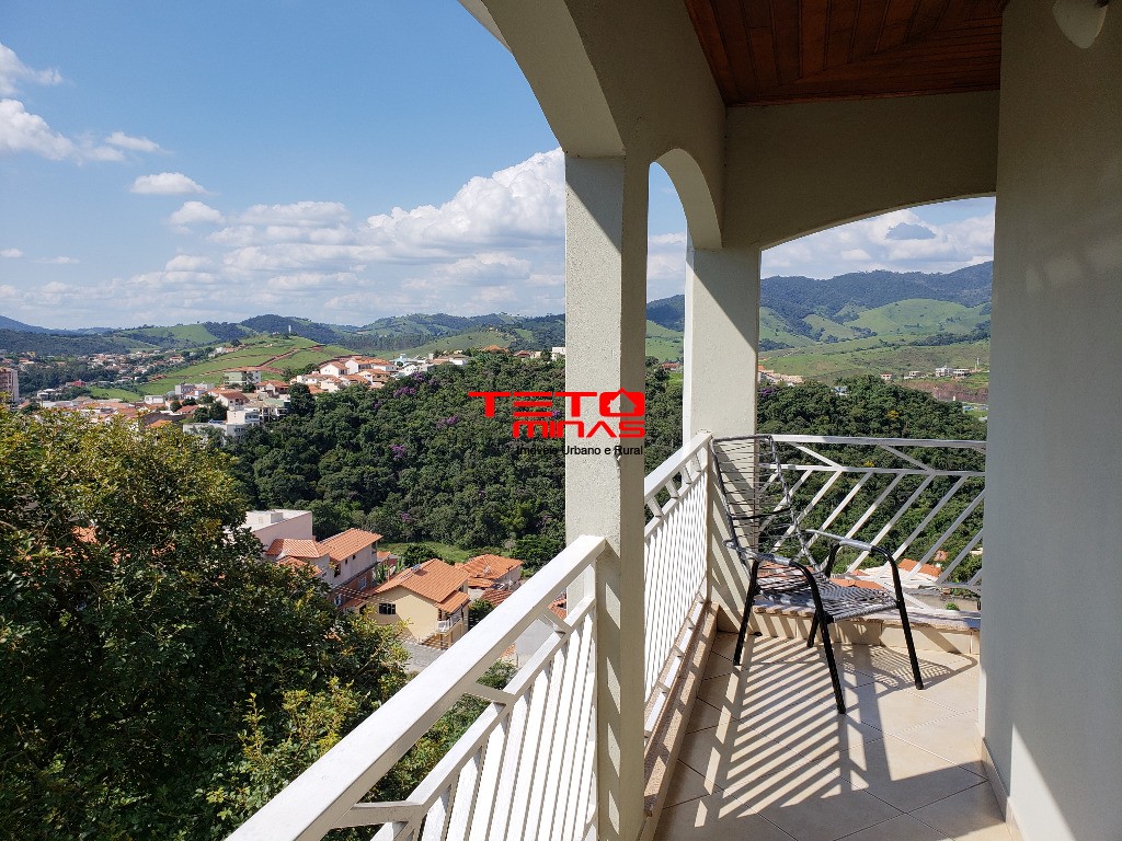 Casa à venda com 4 quartos, 310m² - Foto 29