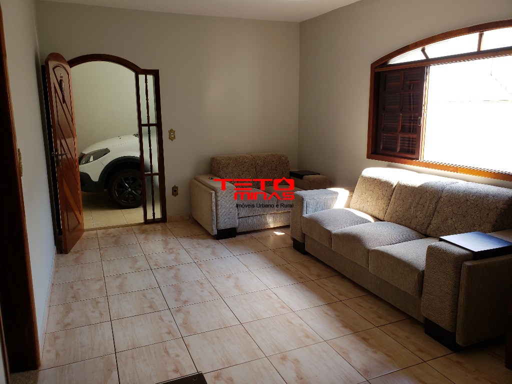 Casa à venda com 4 quartos, 310m² - Foto 10