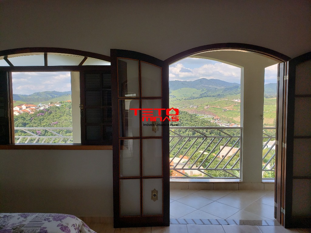 Casa à venda com 4 quartos, 310m² - Foto 41
