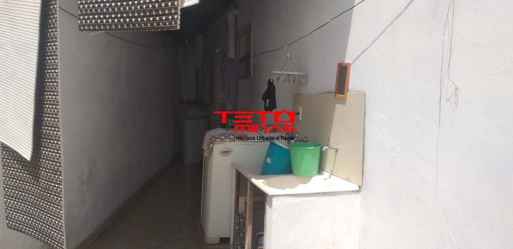 Casa à venda com 2 quartos, 187m² - Foto 12
