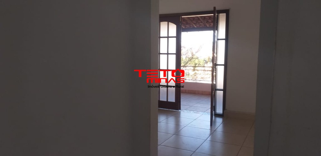 Casa à venda com 3 quartos, 102m² - Foto 25