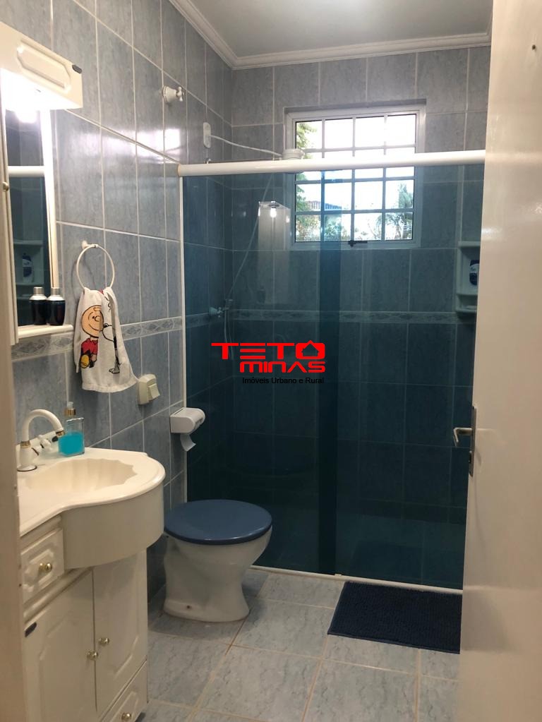 Casa à venda com 4 quartos, 354m² - Foto 4