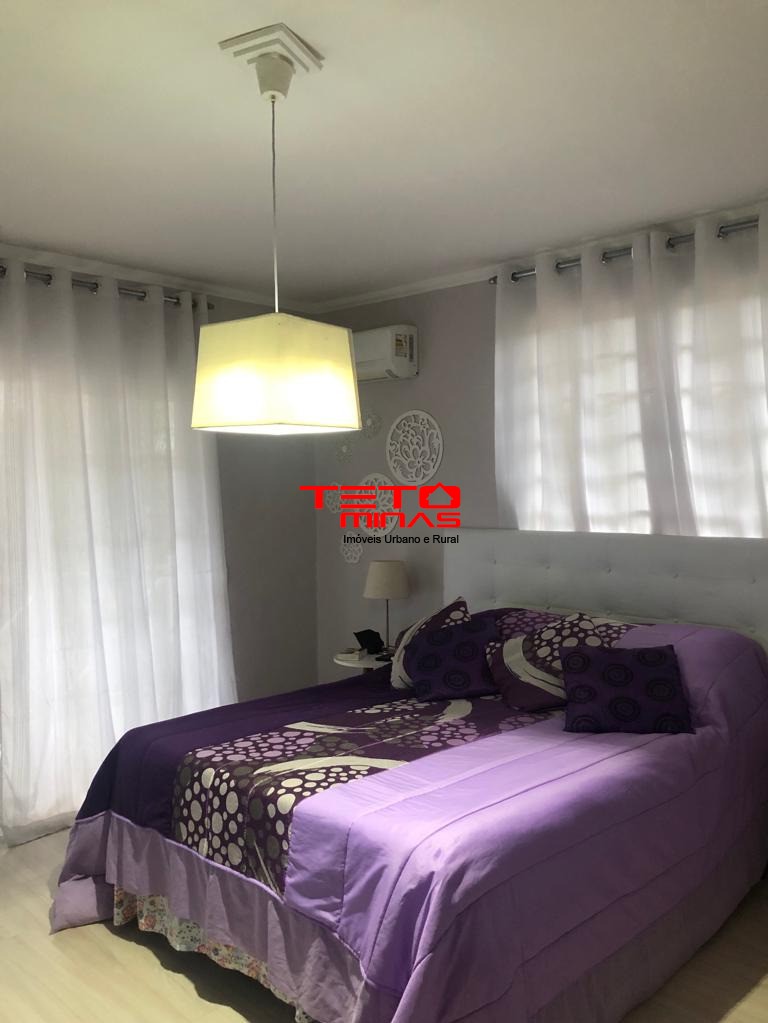 Casa à venda com 4 quartos, 354m² - Foto 3