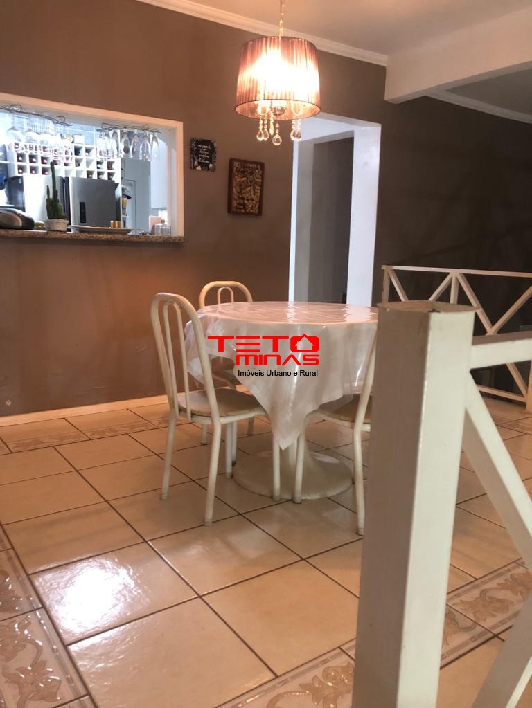Casa à venda com 4 quartos, 354m² - Foto 16