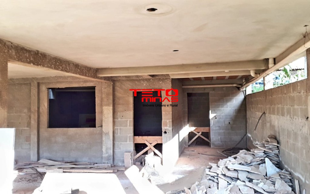 Casa à venda com 4 quartos, 360m² - Foto 18