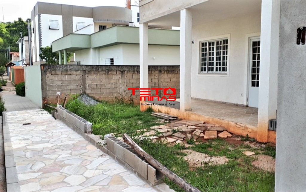 Casa à venda com 4 quartos, 360m² - Foto 4