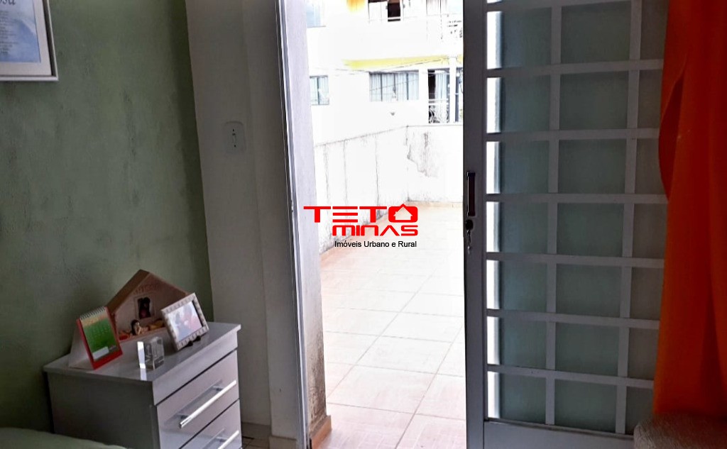 Casa à venda com 4 quartos, 360m² - Foto 14