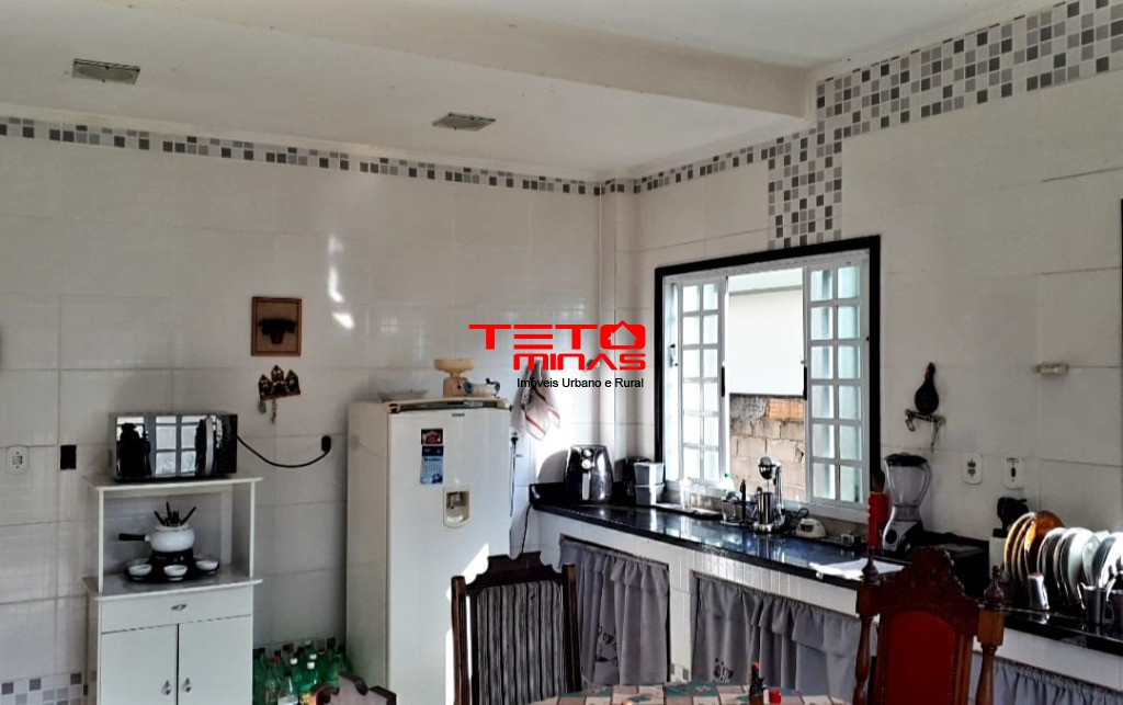Casa à venda com 4 quartos, 360m² - Foto 15