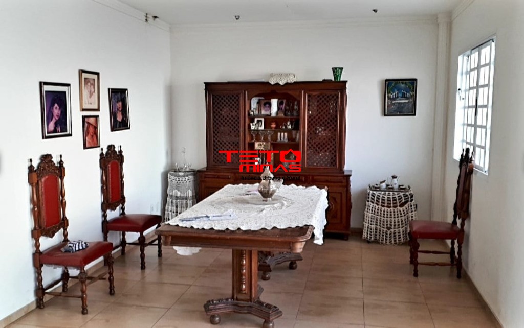 Casa à venda com 4 quartos, 360m² - Foto 5