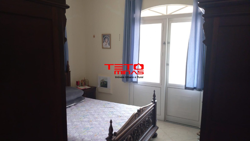 Casa à venda com 3 quartos, 360m² - Foto 11