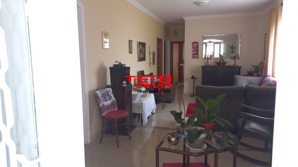 Casa à venda com 3 quartos, 360m² - Foto 12