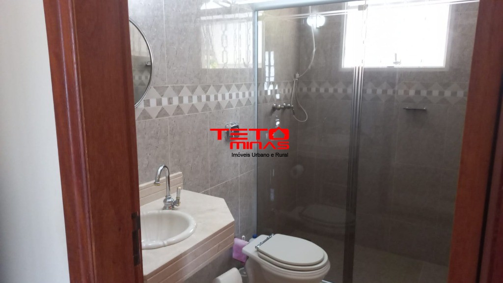 Casa à venda com 3 quartos, 360m² - Foto 23