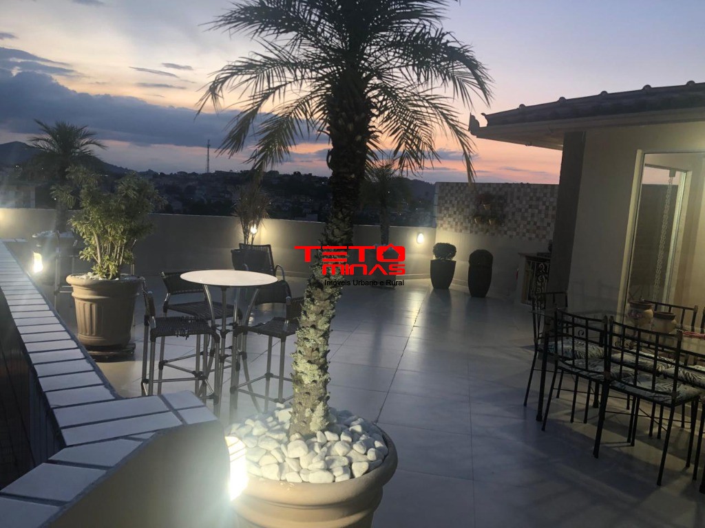 Cobertura à venda com 3 quartos, 295m² - Foto 1