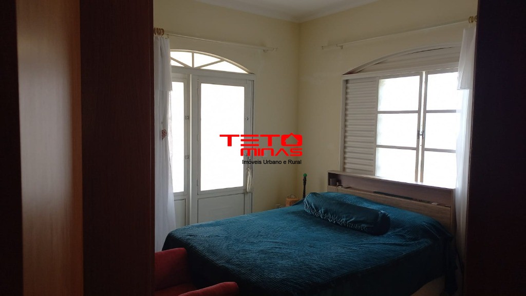 Casa à venda com 3 quartos, 360m² - Foto 30
