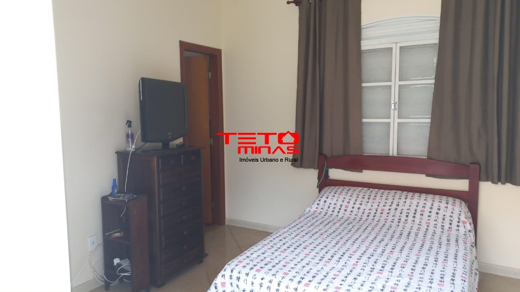 Casa à venda com 3 quartos, 360m² - Foto 33