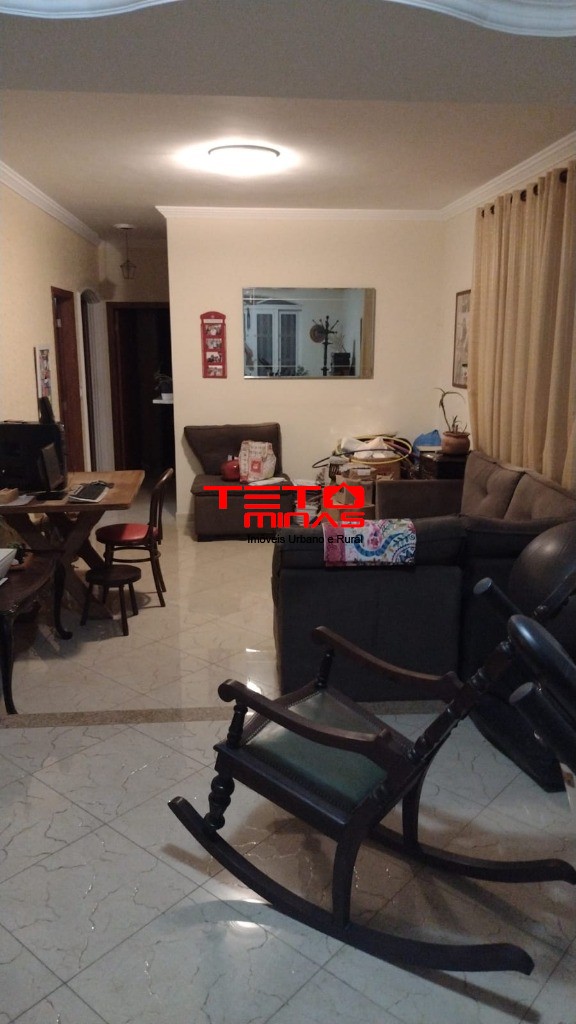 Casa à venda com 3 quartos, 360m² - Foto 38