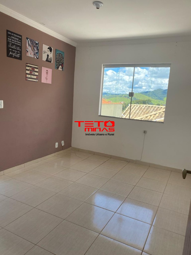 Casa à venda com 2 quartos, 110m² - Foto 8