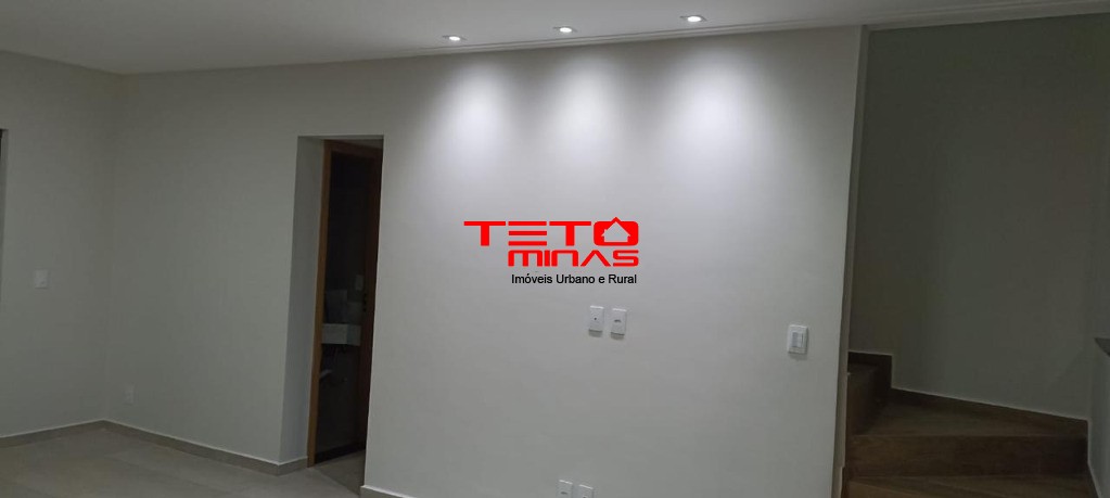 Casa à venda com 2 quartos, 92m² - Foto 12