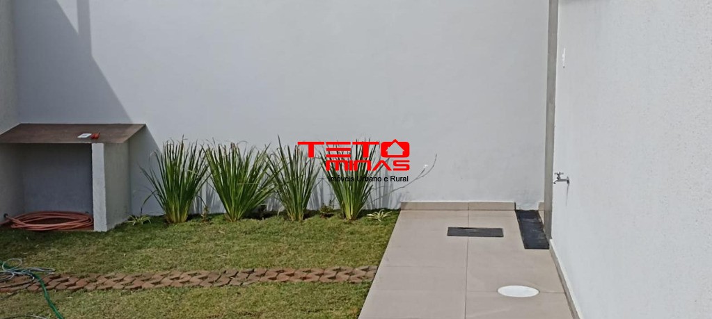 Casa à venda com 2 quartos, 92m² - Foto 10