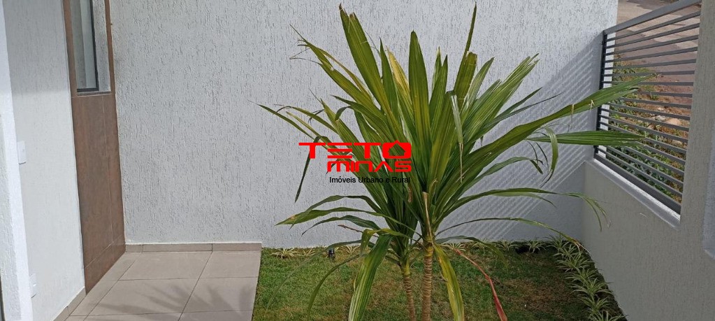 Casa à venda com 2 quartos, 92m² - Foto 7