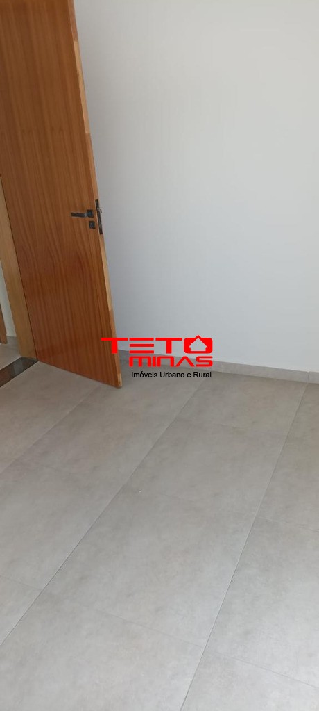 Casa à venda com 2 quartos, 92m² - Foto 16