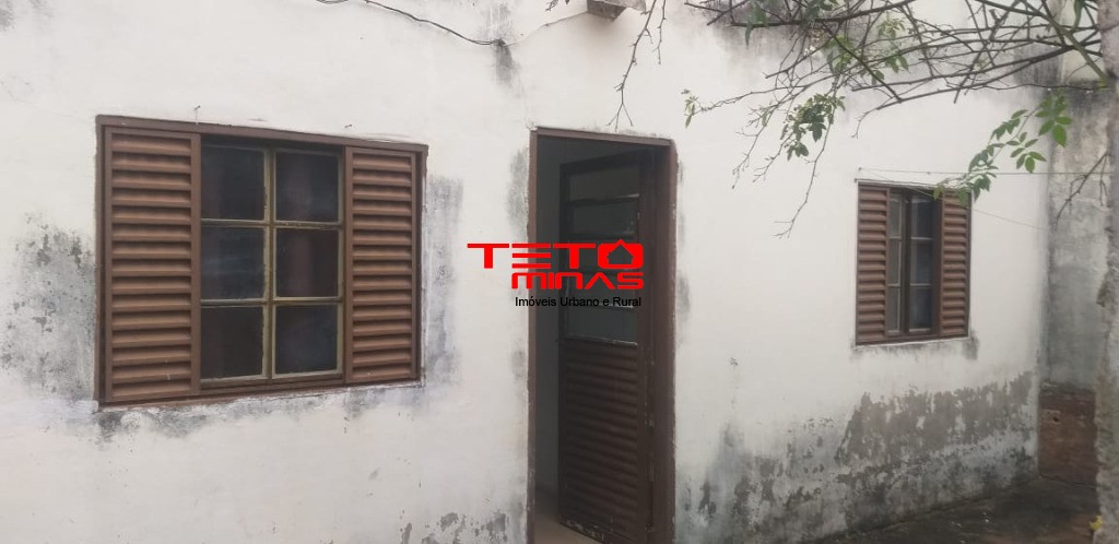 Casa à venda com 3 quartos - Foto 2