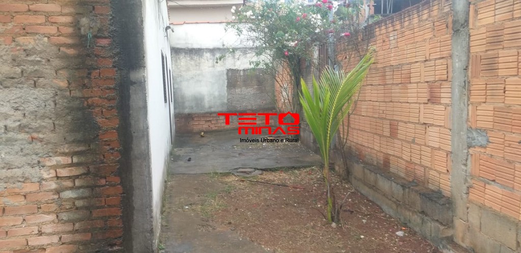Casa à venda com 3 quartos - Foto 4