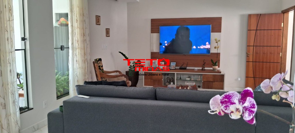 Casa à venda com 3 quartos, 250m² - Foto 36