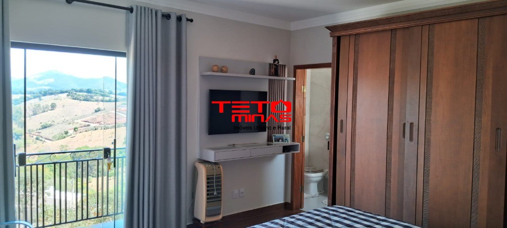 Casa à venda com 3 quartos, 250m² - Foto 5