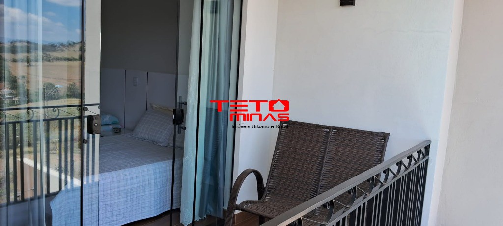 Casa à venda com 3 quartos, 250m² - Foto 8