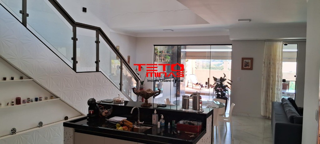 Casa à venda com 3 quartos, 250m² - Foto 69