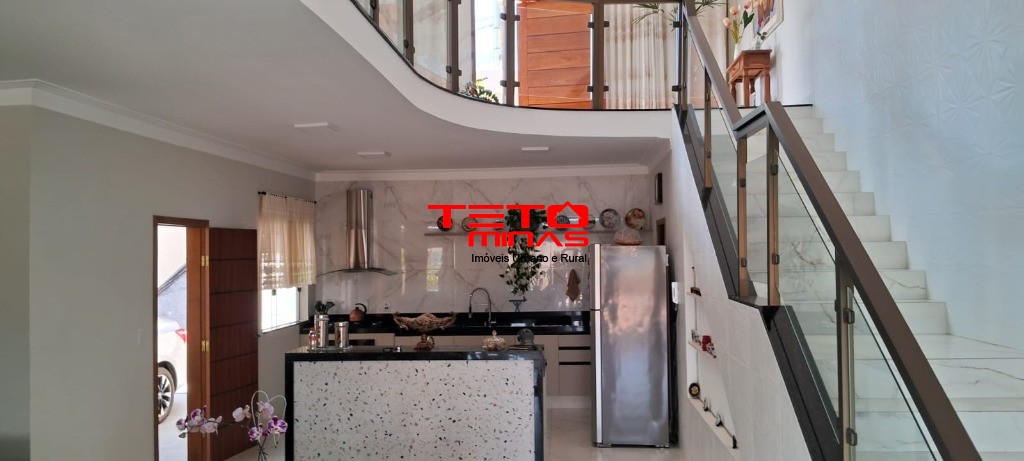 Casa à venda com 3 quartos, 250m² - Foto 47