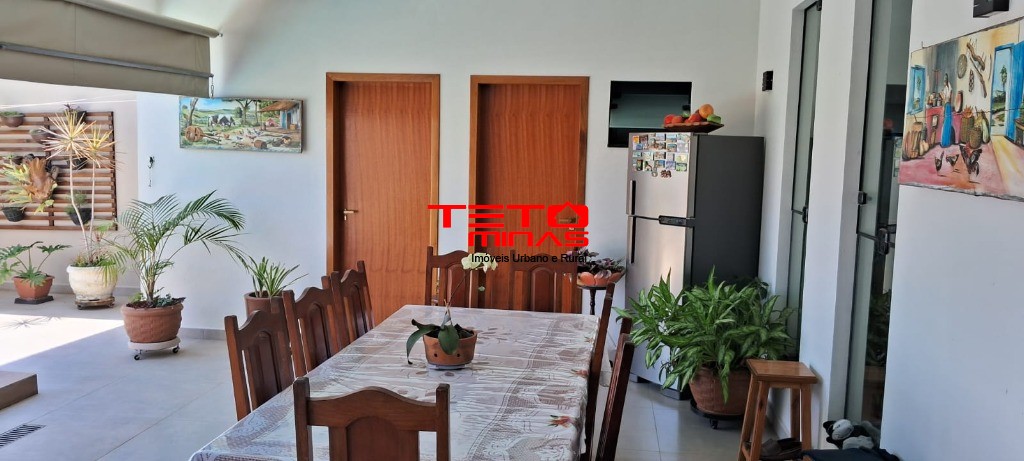 Casa à venda com 3 quartos, 250m² - Foto 63