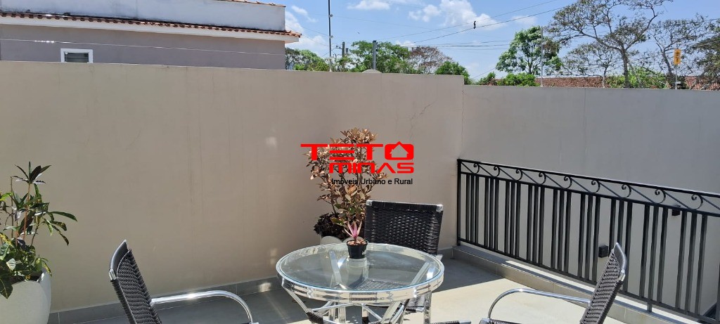 Casa à venda com 3 quartos, 250m² - Foto 32