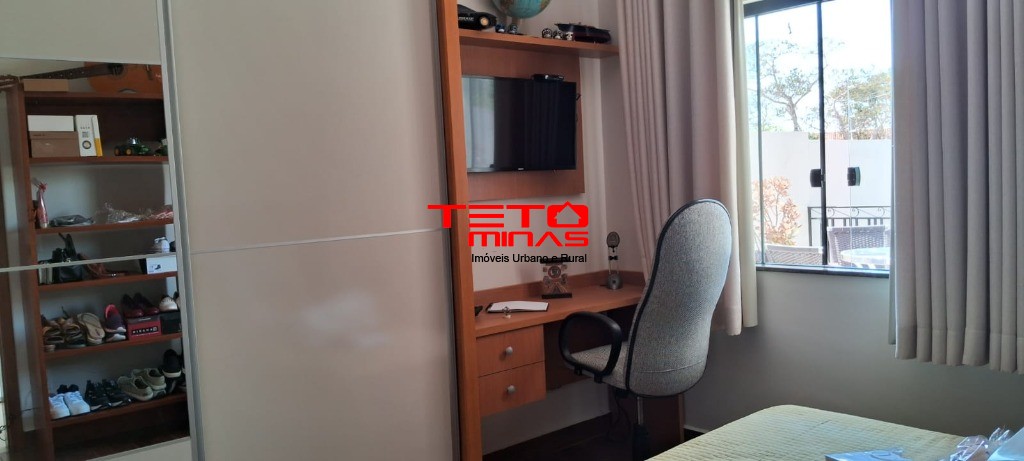 Casa à venda com 3 quartos, 250m² - Foto 19