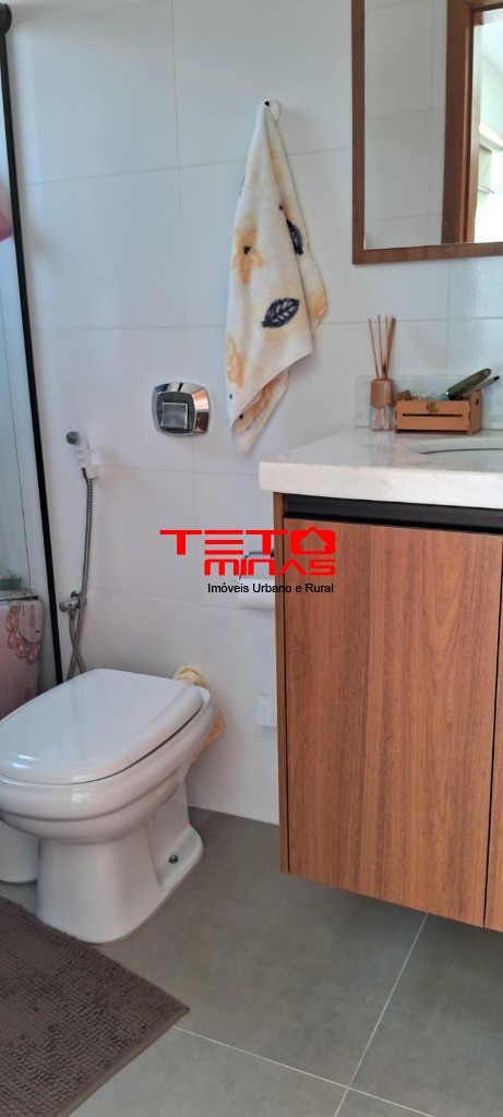 Casa à venda com 3 quartos, 250m² - Foto 60