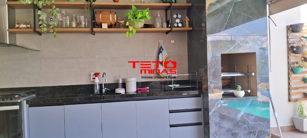 Casa à venda com 3 quartos, 250m² - Foto 49