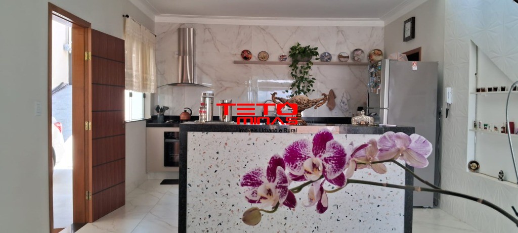 Casa à venda com 3 quartos, 250m² - Foto 35