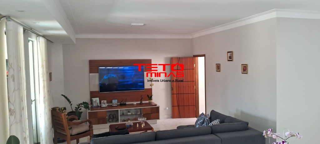 Casa à venda com 3 quartos, 250m² - Foto 38