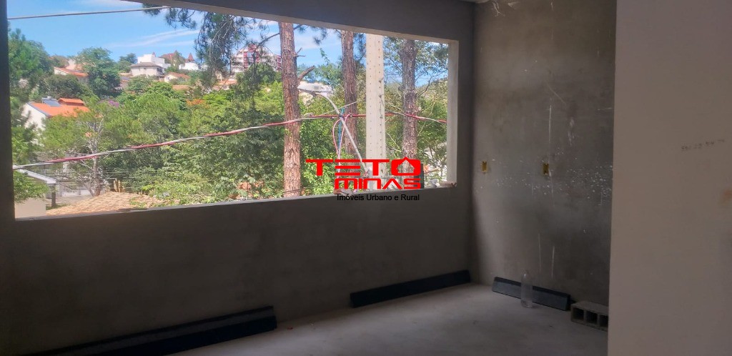 Casa à venda com 3 quartos, 384m² - Foto 5