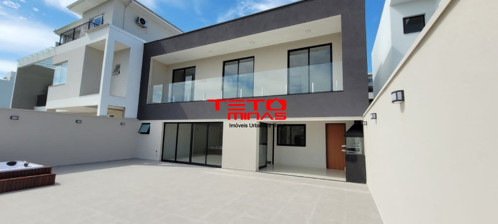 Casa à venda com 3 quartos - Foto 1