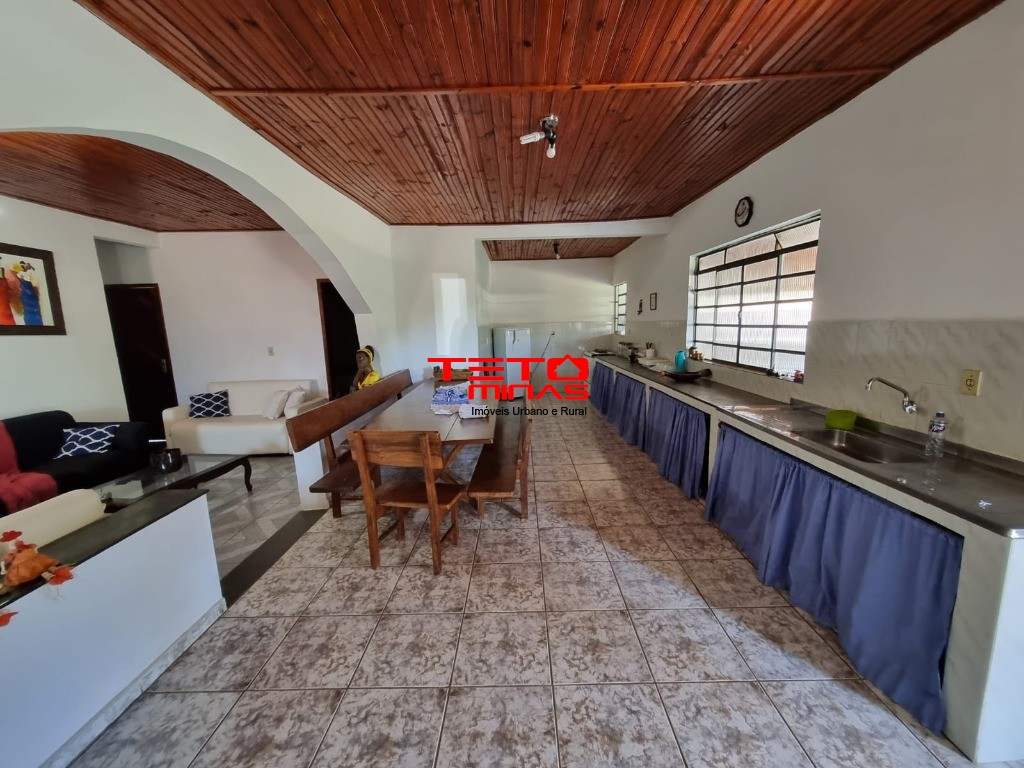 Apartamento à venda com 3 quartos, 156m² - Foto 4