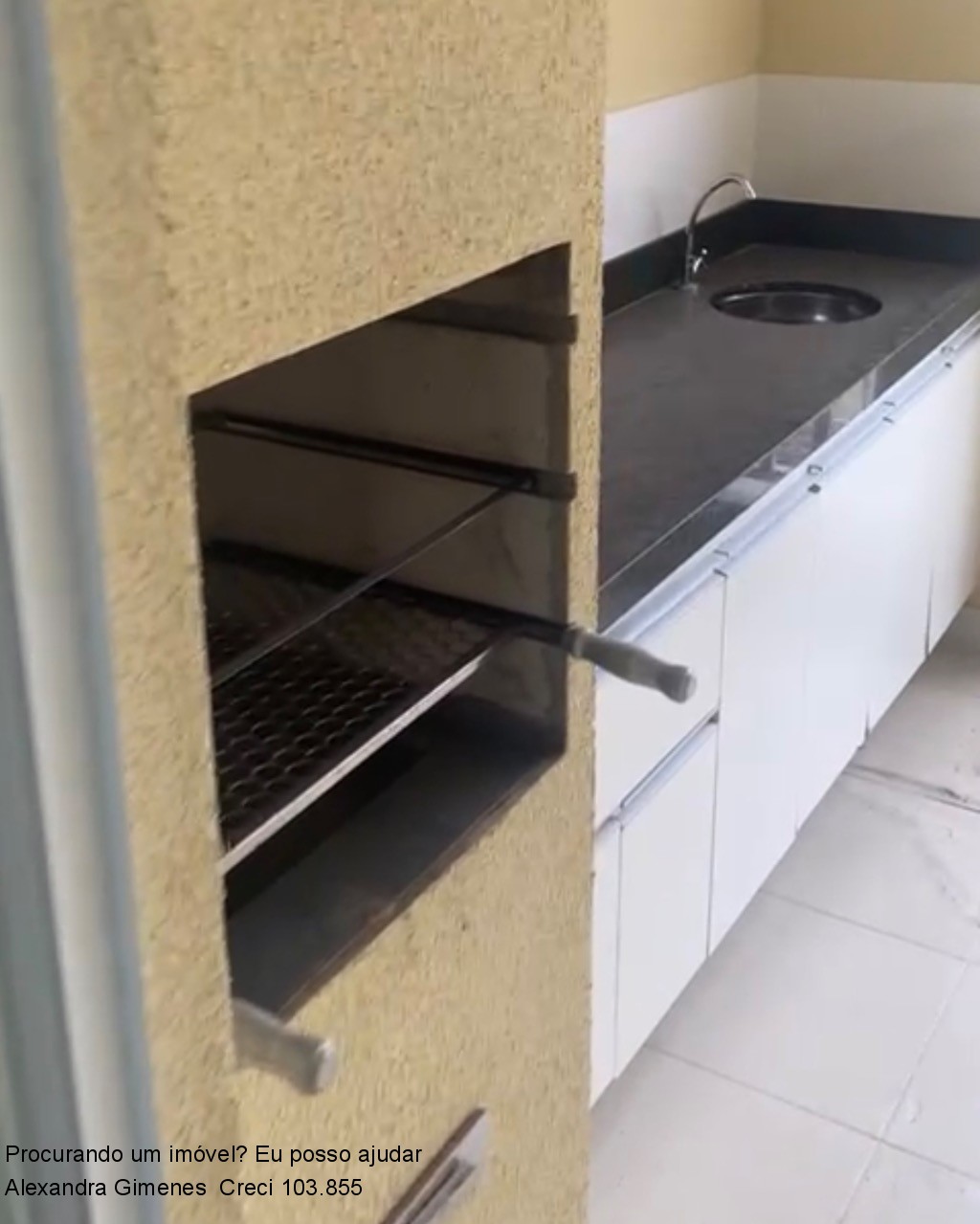 Apartamento à venda com 2 quartos, 70m² - Foto 3