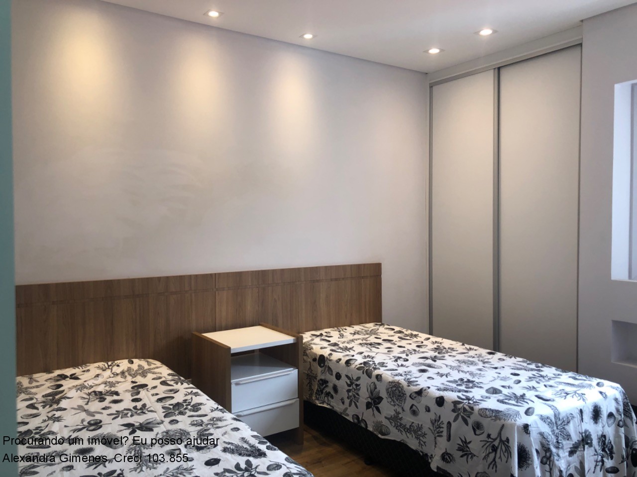 Apartamento à venda com 2 quartos, 80m² - Foto 18