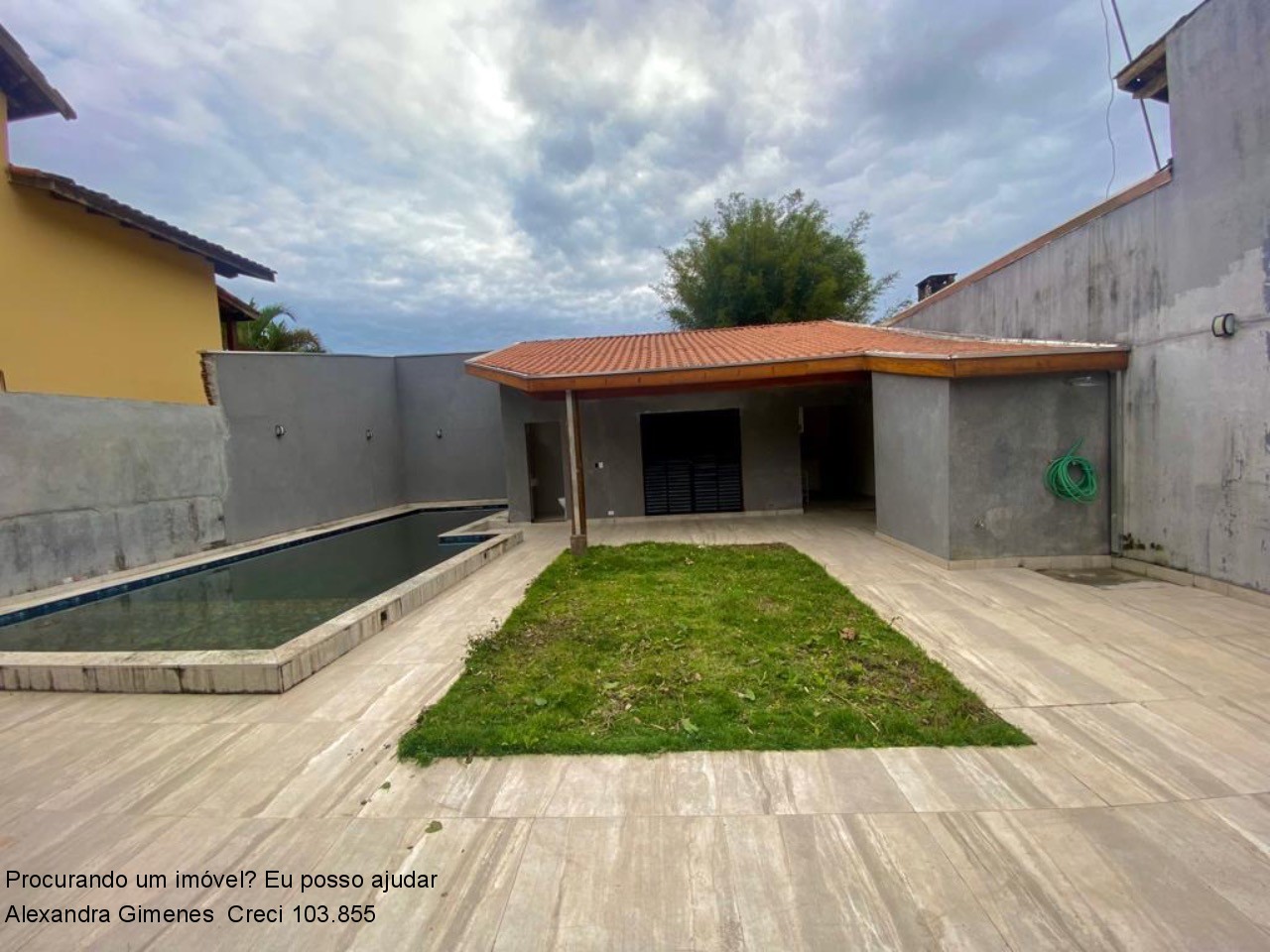 Terreno à venda, 400m² - Foto 1