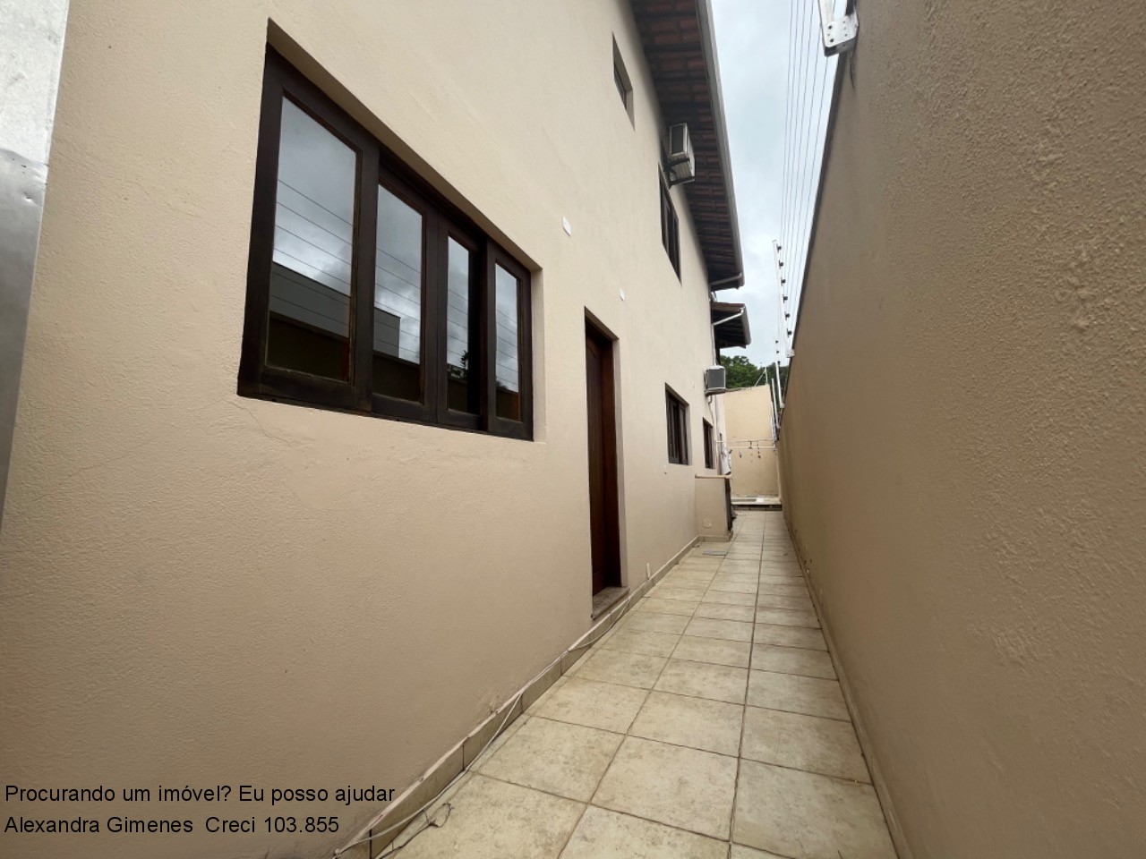 Casa à venda com 4 quartos, 340m² - Foto 4