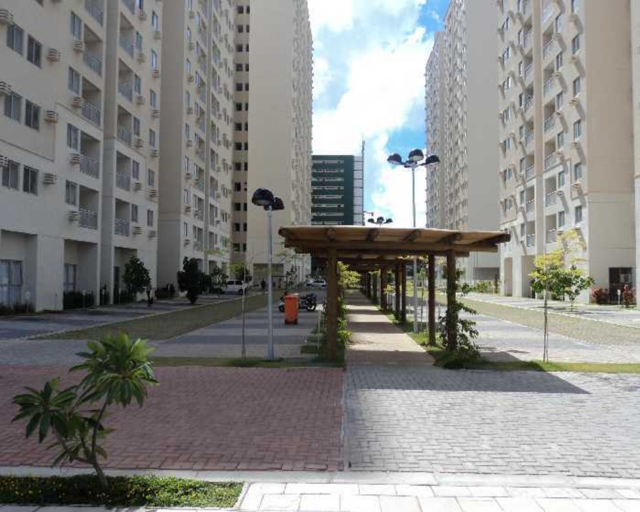 Apartamento à venda com 3 quartos, 72m² - Foto 2