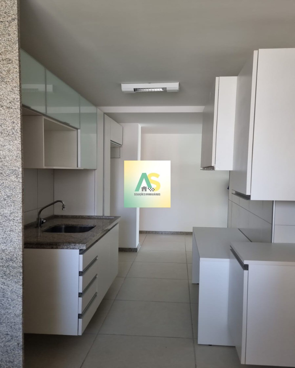 Apartamento para alugar com 3 quartos, 81m² - Foto 11