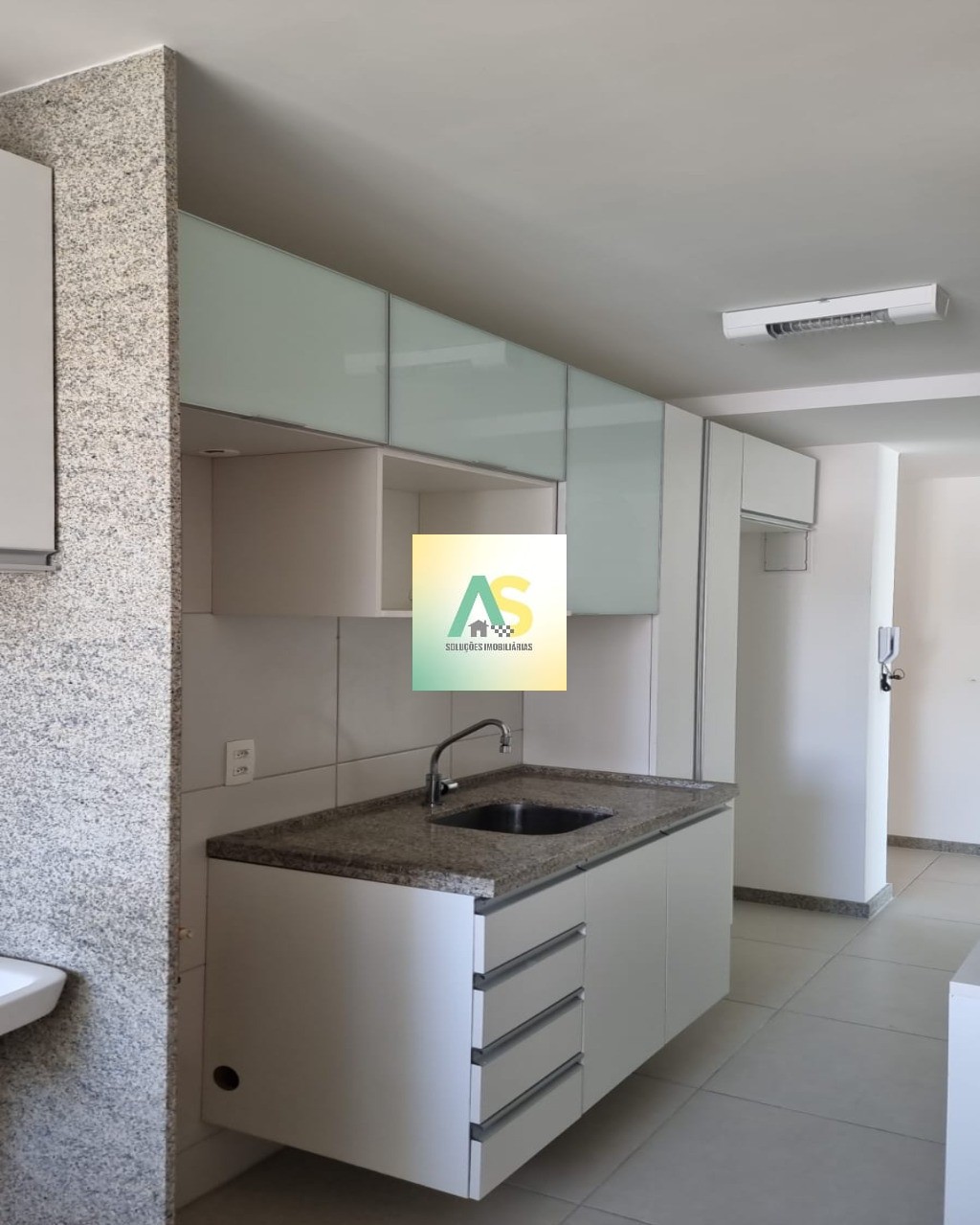 Apartamento para alugar com 3 quartos, 81m² - Foto 14