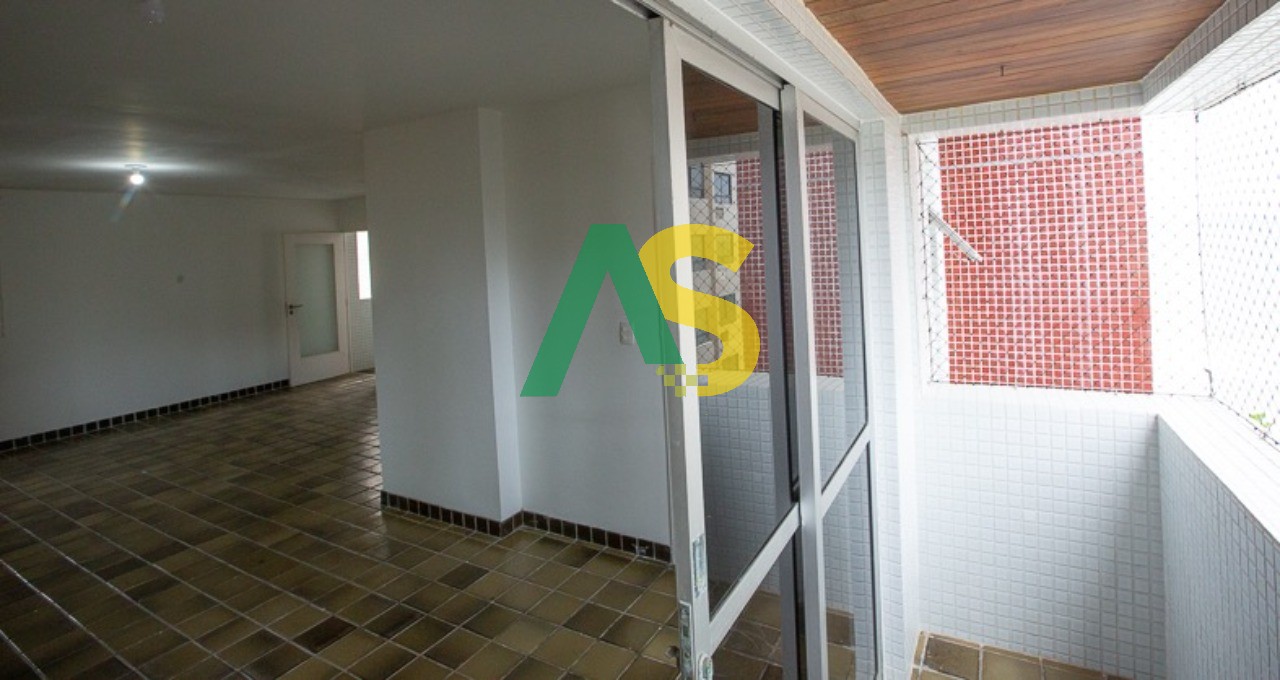 Apartamento à venda com 3 quartos, 200m² - Foto 8